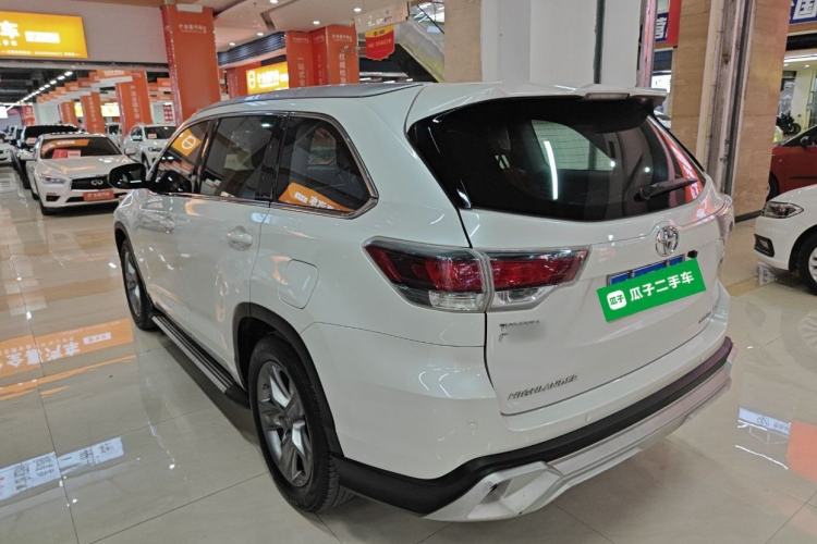 Used Toyota Highlander 2015 2.0T Four-Wheel Drive Luxury Edition 7-Seater Exterior 2