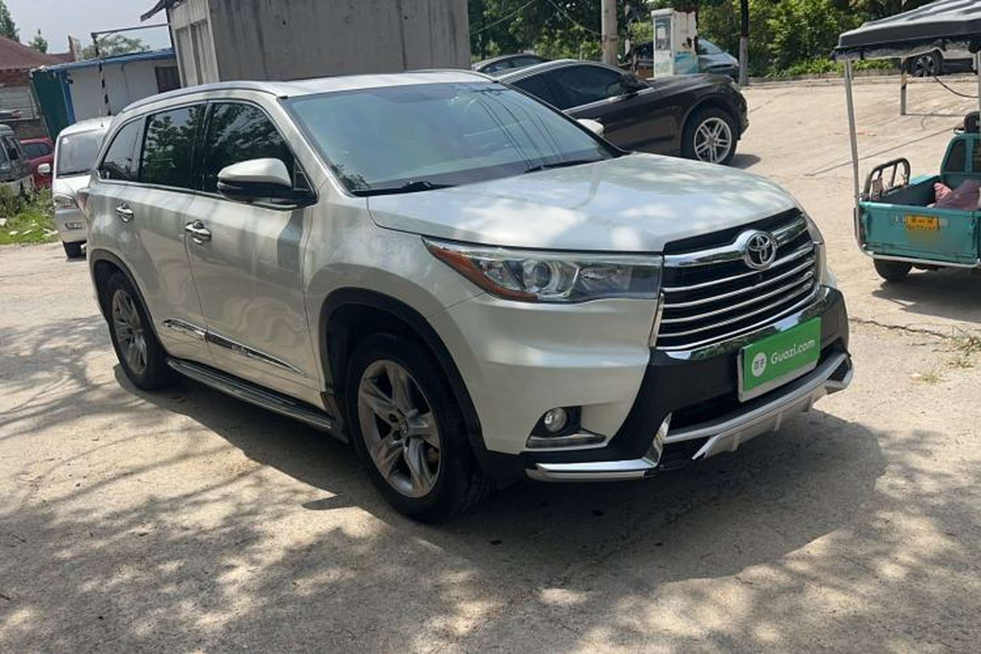 Used Toyota Highlander 2015 2.0T Four-Wheel Drive Luxury Edition 7-Seater Exterior 2