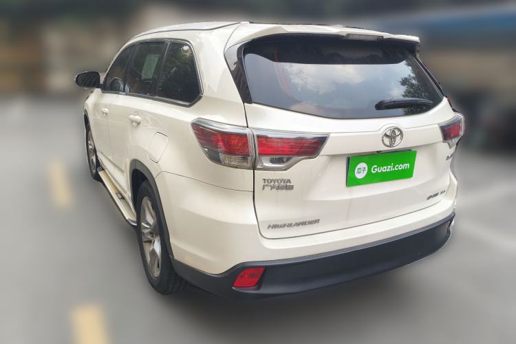 Used Toyota Highlander 2015 2.0T Four-Wheel Drive Luxury Navigation Version with 7 Seats Exterior 3