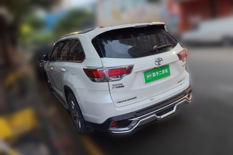 Used Toyota Highlander 2015 2.0T Four-Wheel Drive Luxury Edition 7-Seater Exterior 3