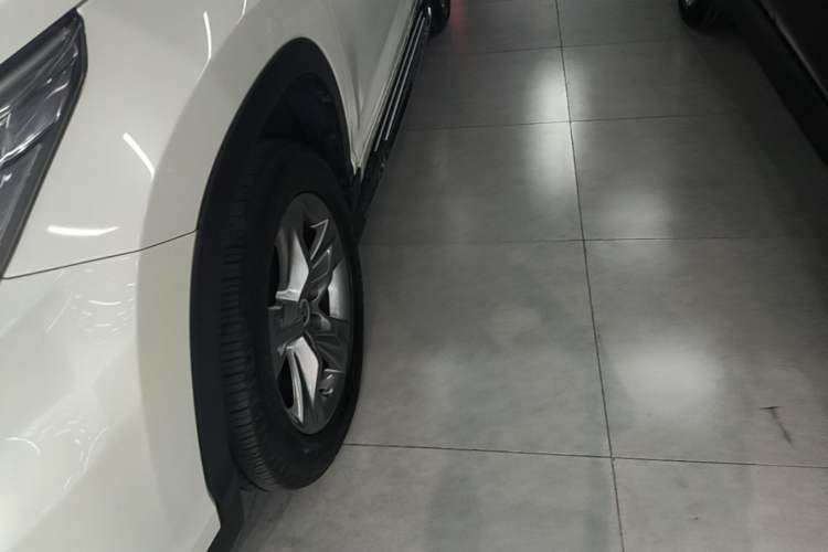 Used Toyota Highlander 2015 2.0T Four-Wheel Drive Luxury Edition 7-Seater Exterior 4