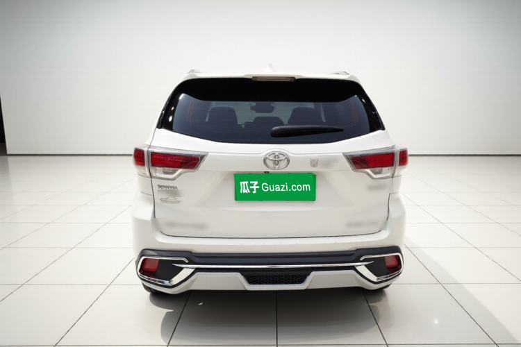 Used Toyota Highlander 2015 2.0T Four-Wheel Drive Luxury Edition 7-Seater Exterior 4