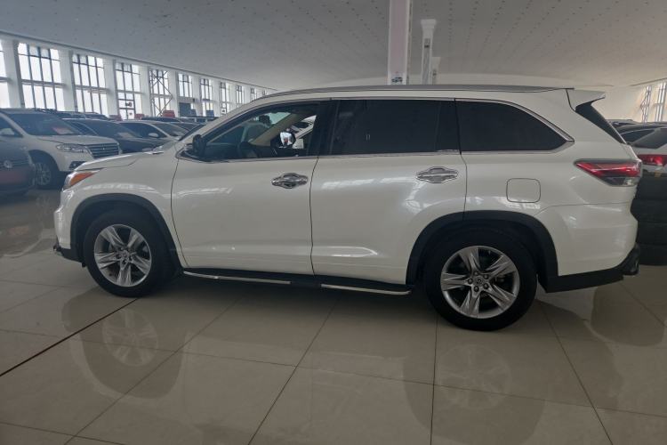 Used Toyota Highlander 2015 2.0T Four-Wheel Drive Luxury Edition 7-Seater Exterior 5