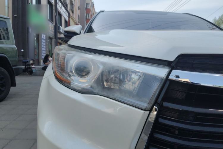 Used Toyota Highlander 2015 2.0T Four-Wheel Drive Luxury Edition 7-Seater Exterior 6
