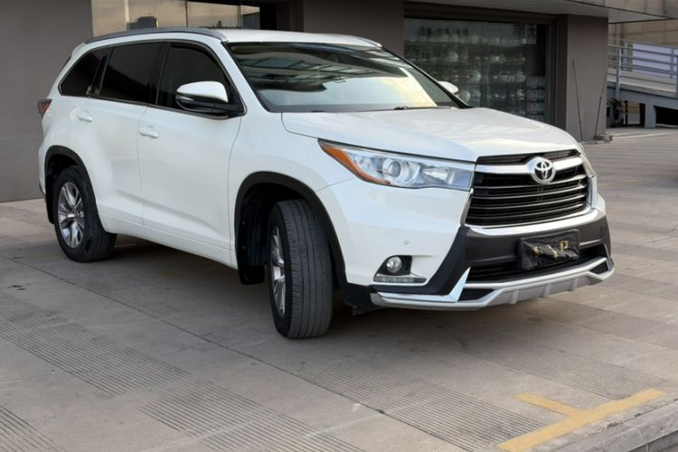 Used Toyota Highlander 2015 3.5L 4x4 Elite Edition 7-Seater Exterior 8