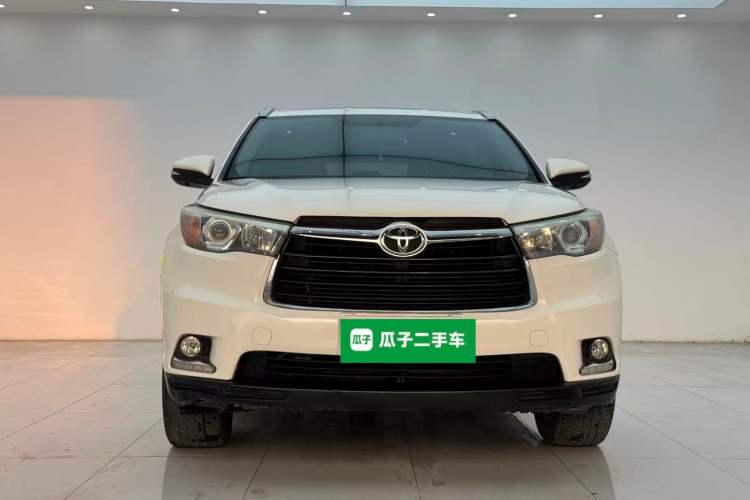 Used Toyota Highlander 2015 2.0T Four-Wheel Drive Luxury Edition 7-Seater Front