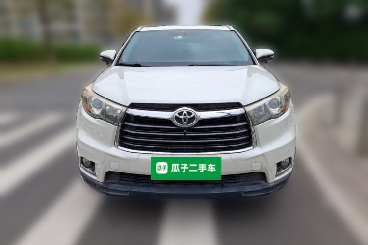 Used Toyota Highlander 2015 2.0T Two-Wheel Drive Luxury Edition 7 Seats Front