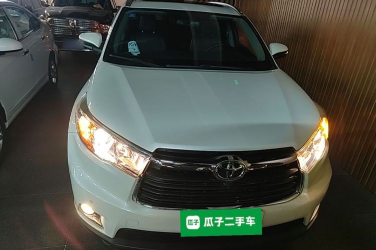 Used Toyota Highlander 2015 2.0T Four-Wheel Drive Luxury Edition 7-Seater Front