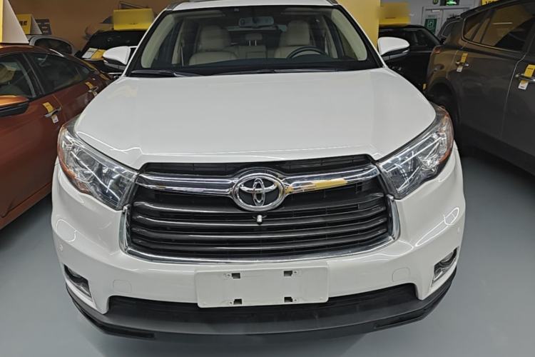 Used Toyota Highlander 2015 2.0T Four-Wheel Drive Luxury Edition 7-Seater Front