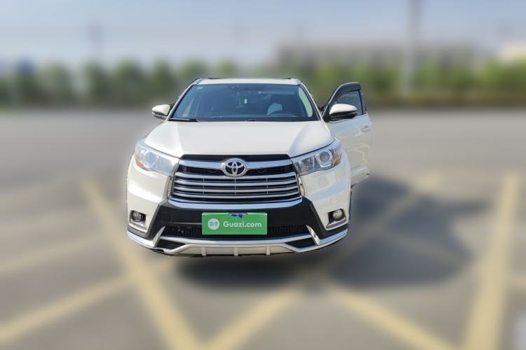 Used Toyota Highlander 2015 2.0T Two-Wheel Drive Luxury Edition 7 Seats Front