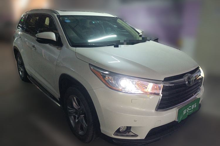 Used Toyota Highlander 2015 2.0T Four-Wheel Drive Ultimate Edition 7-Seater Front Right 45 Deg