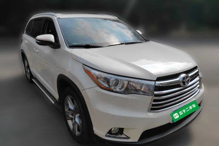 Used Toyota Highlander 2015 2.0T Four-Wheel Drive Luxury Edition 7-Seater Front Right 45 Deg
