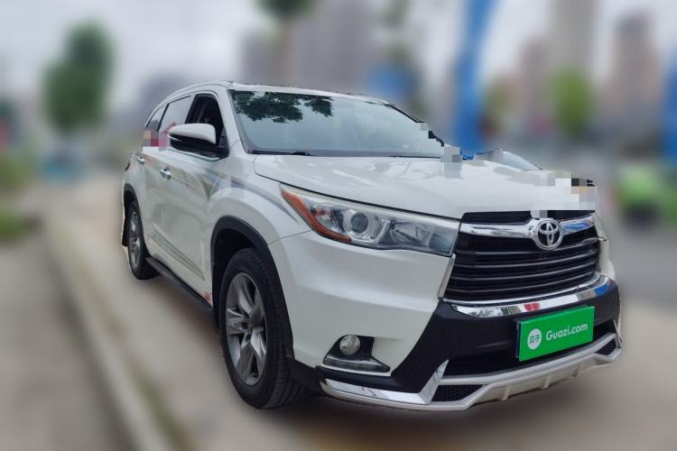 Used Toyota Highlander 2015 2.0T Four-Wheel Drive Luxury Edition 7-Seater Front Right 45 Deg