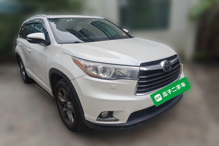 Used Toyota Highlander 2015 2.0T Four-Wheel Drive Ultimate Edition 7-Seater Front Right 45 Deg