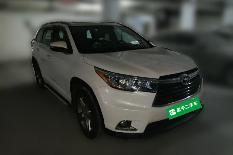 Used Toyota Highlander 2015 2.0T Four-Wheel Drive Luxury Edition 7-Seater Front Right 45 Deg