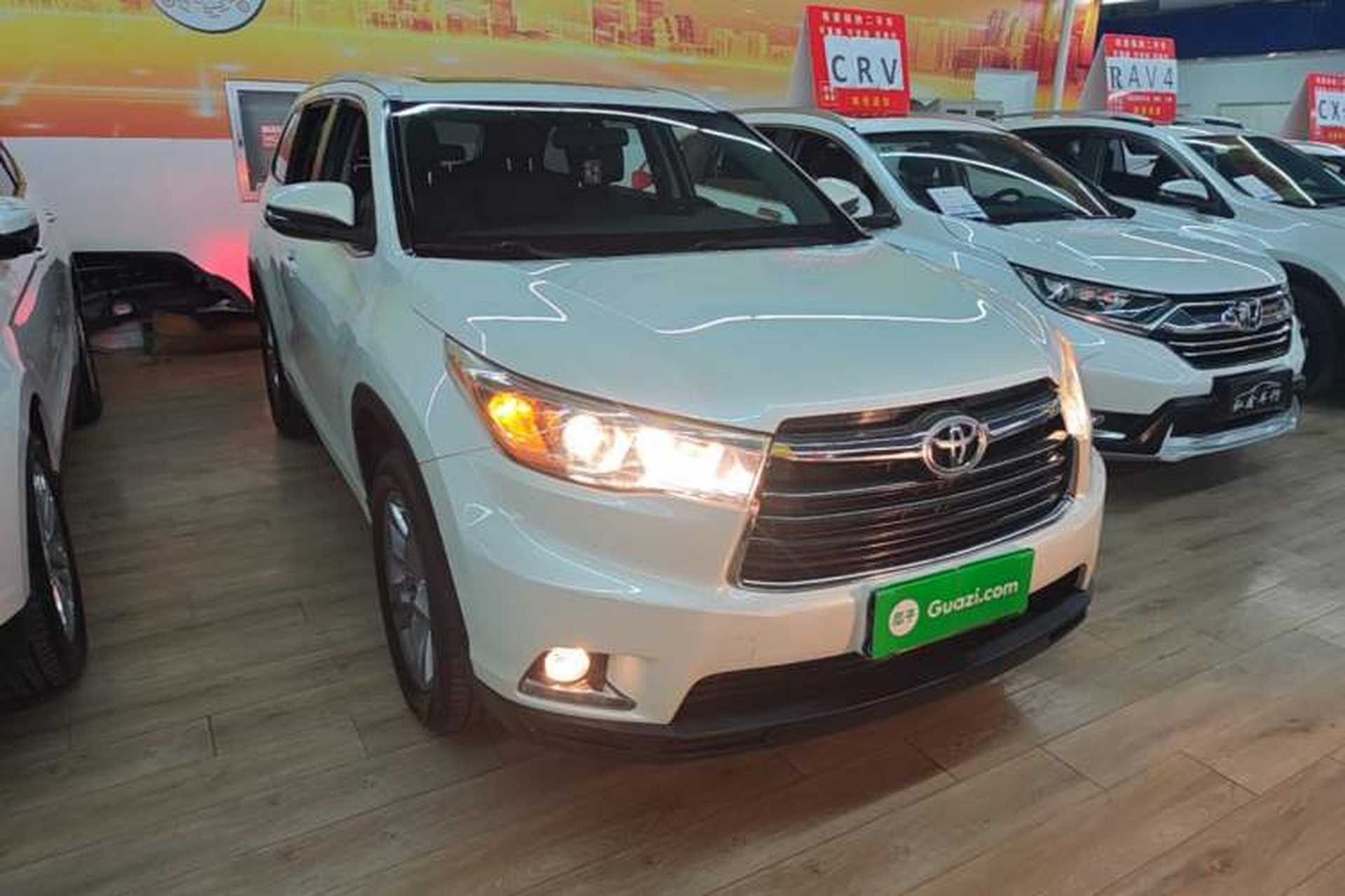 Used Toyota Highlander 2015 2.0T Four-Wheel Drive Luxury Edition 7-Seater Front Right 45 Deg