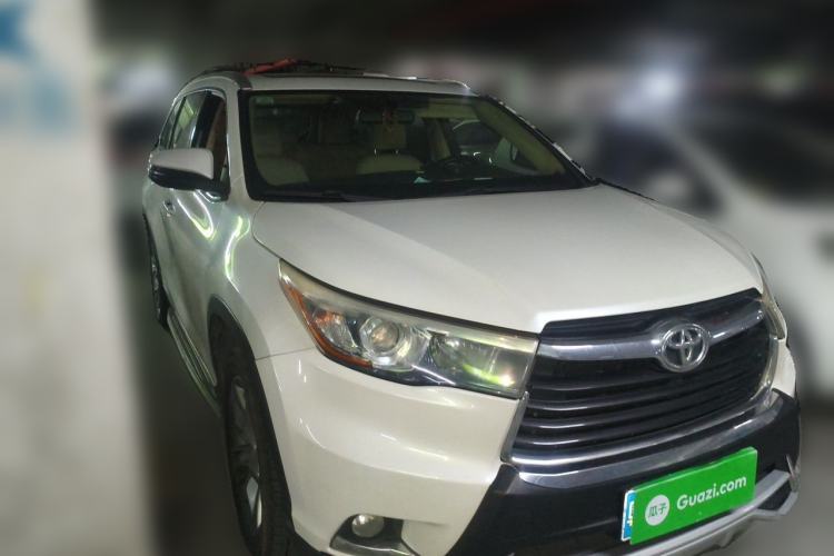 Used Toyota Highlander 2015 2.0T Four-Wheel Drive Luxury Edition 7-Seater Front Right 45 Deg
