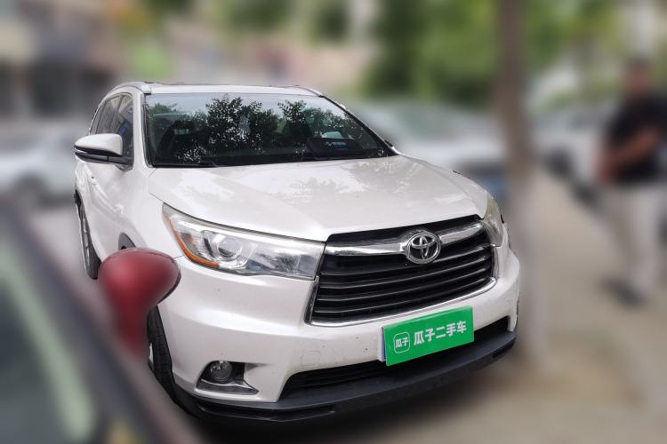 Used Toyota Highlander 2015 2.0T Four-Wheel Drive Luxury Edition 7-Seater Front Right 45 Deg