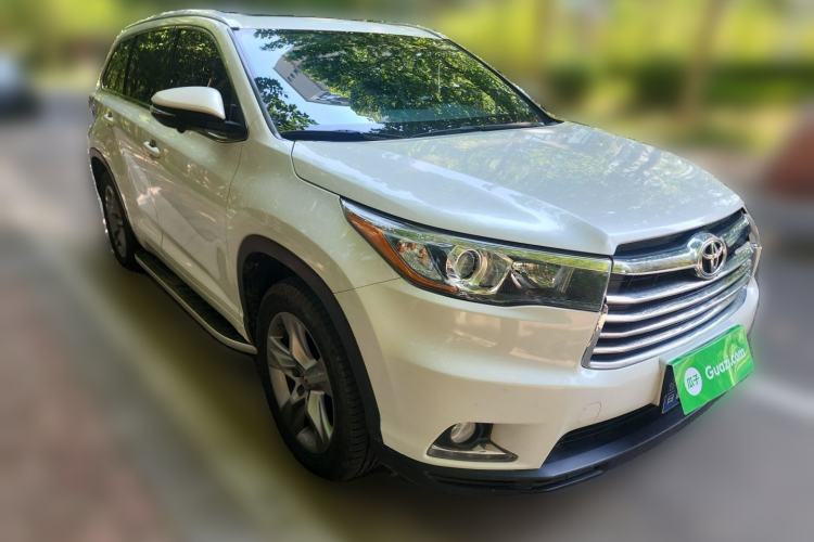 Used Toyota Highlander 2015 2.0T Four-Wheel Drive Luxury Edition 7-Seater Front Right 45 Deg