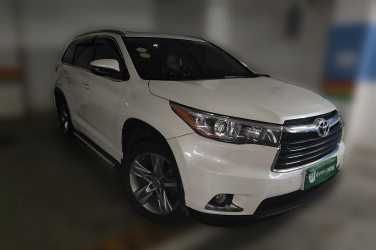 Used Toyota Highlander 2015 2.0T Four-Wheel Drive Luxury Edition 7-Seater Front Right 45 Deg