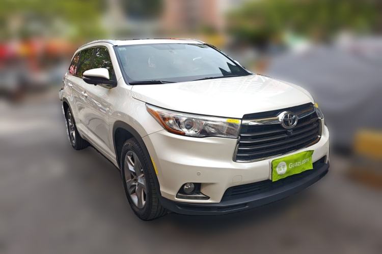 Used Toyota Highlander 2015 2.0T Four-Wheel Drive Luxury Edition 7-Seater Front Right 45 Deg