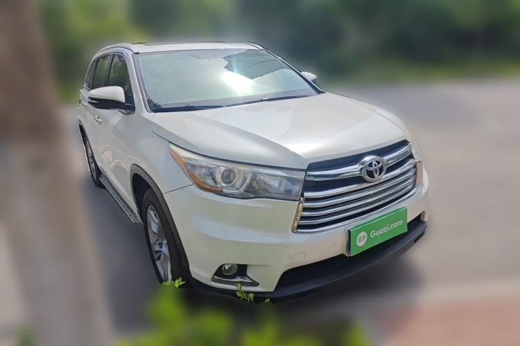 Used Toyota Highlander 2015 2.0T Four-Wheel Drive Luxury Edition 7-Seater Front Right 45 Deg