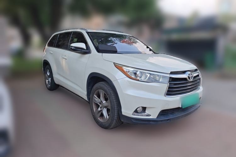 Used Toyota Highlander 2015 2.0T Four-Wheel Drive Luxury Edition 7-Seater Front Right 45 Deg