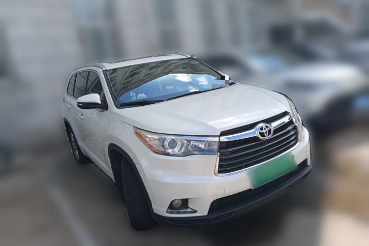 Used Toyota Highlander 2015 2.0T Four-Wheel Drive Luxury Edition 7-Seater Front Right 45 Deg