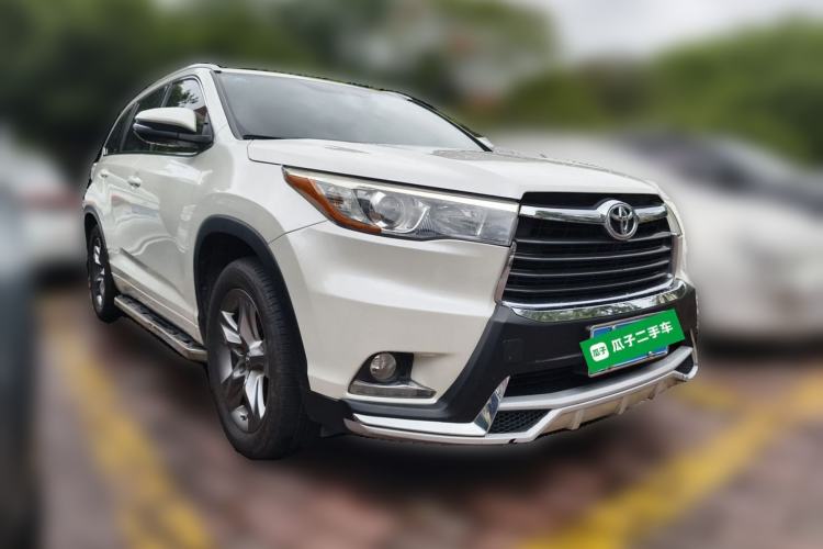 Used Toyota Highlander 2015 2.0T Four-Wheel Drive Luxury Edition 7-Seater Front Right 45 Deg