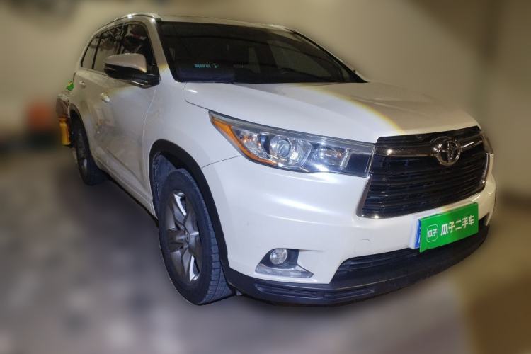 Used Toyota Highlander 2015 2.0T Four-Wheel Drive Luxury Edition 7-Seater Front Right 45 Deg