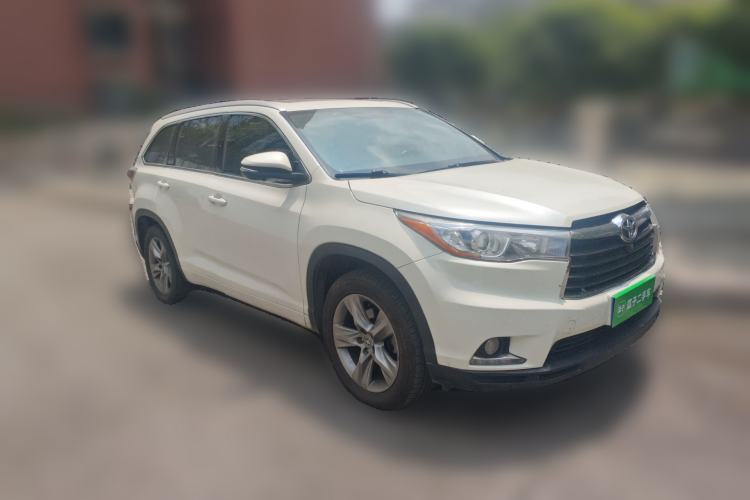 Used Toyota Highlander 2015 2.0T Four-Wheel Drive Luxury Edition 7-Seater Front Right 45 Deg
