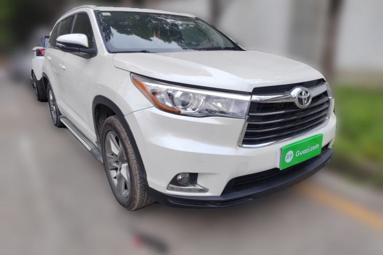 Used Toyota Highlander 2015 2.0T Four-Wheel Drive Luxury Edition 7-Seater Front Right 45 Deg