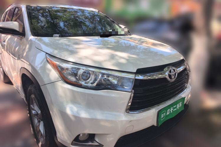 Used Toyota Highlander 2015 2.0T Four-Wheel Drive Luxury Edition 7-Seater Front Right 45 Deg