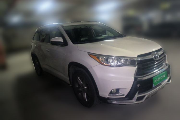 Used Toyota Highlander 2015 2.0T Four-Wheel Drive Luxury Edition 7-Seater Front Right 45 Deg
