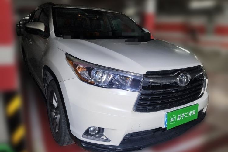 Used Toyota Highlander 2015 2.0T Four-Wheel Drive Luxury Edition 7-Seater Front Right 45 Deg