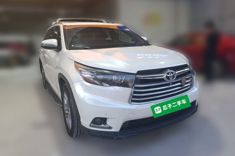 Used Toyota Highlander 2015 2.0T Four-Wheel Drive Luxury Edition 7-Seater Front Right 45 Deg