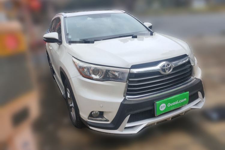 Used Toyota Highlander 2015 2.0T Four-Wheel Drive Luxury Edition 7-Seater Front Right 45 Deg