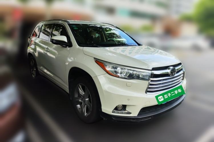 Used Toyota Highlander 2015 2.0T Four-Wheel Drive Ultimate Edition 7-Seater Front Right 45 Deg