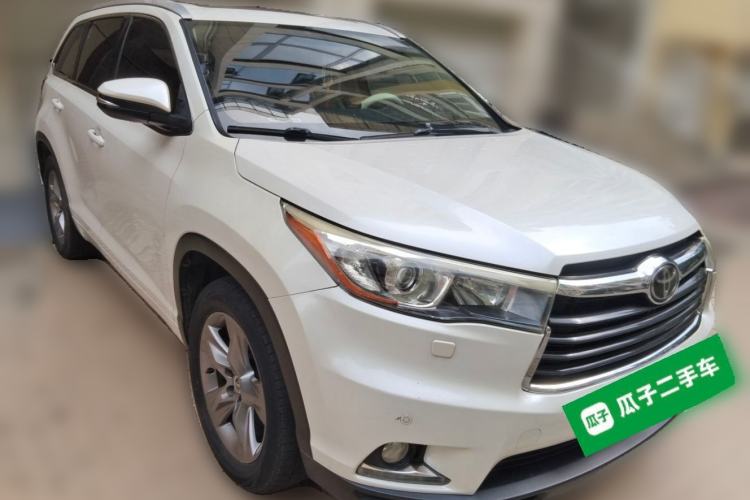 Used Toyota Highlander 2015 2.0T Four-Wheel Drive Ultimate Edition 7-Seater Front Right 45 Deg