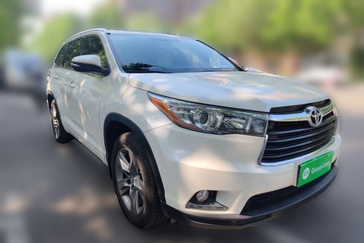 Used Toyota Highlander 2015 2.0T Four-Wheel Drive Luxury Edition 7-Seater Front Right 45 Deg