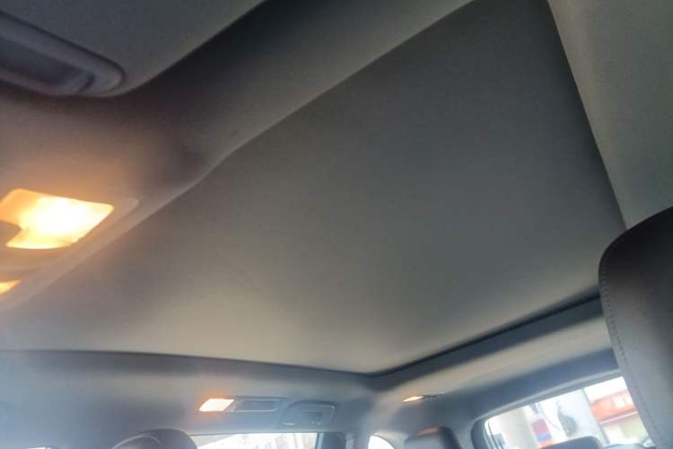 Used Toyota Highlander 2015 2.0T Four-Wheel Drive Luxury Edition 7-Seater Headliner