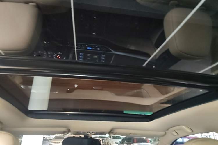 Used Toyota Highlander 2015 2.0T Four-Wheel Drive Luxury Edition 7-Seater Headliner