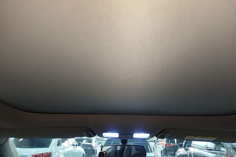 Used Toyota Highlander 2015 2.0T Four-Wheel Drive Luxury Edition 7-Seater Headliner