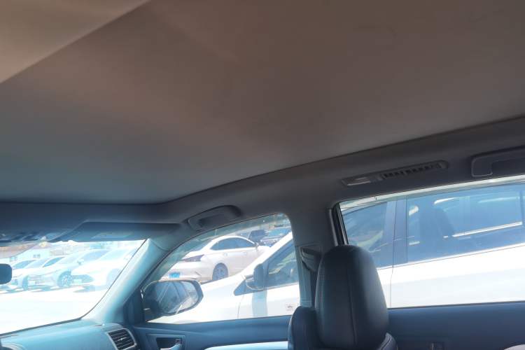 Used Toyota Highlander 2015 2.0T Four-Wheel Drive Luxury Edition 7-Seater Headliner