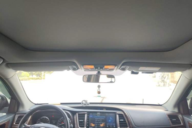 Used Toyota Highlander 2015 2.0T Four-Wheel Drive Luxury Edition 7-Seater Headliner