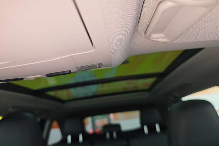 Used Toyota Highlander 2015 2.0T Four-Wheel Drive Luxury Edition 7-Seater Headliner