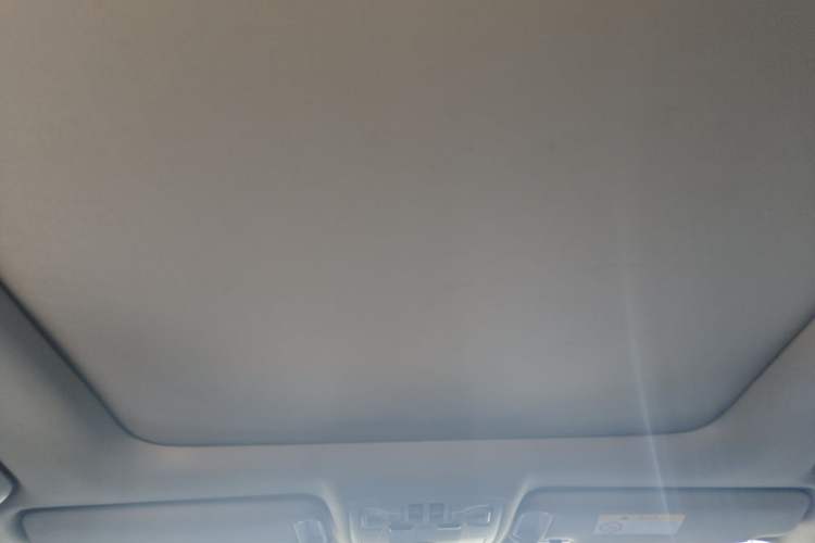 Used Toyota Highlander 2015 2.0T Four-Wheel Drive Luxury Edition 7-Seater Headliner