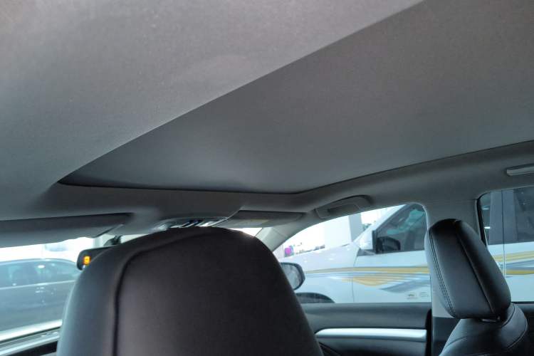 Used Toyota Highlander 2015 2.0T Four-Wheel Drive Luxury Edition 7-Seater Headliner