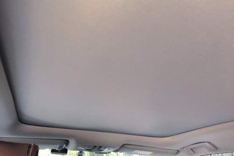 Used Toyota Highlander 2015 2.0T Four-Wheel Drive Luxury Edition 7-Seater Headliner