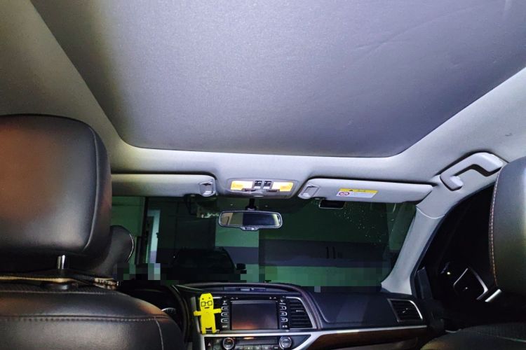 Used Toyota Highlander 2015 2.0T Four-Wheel Drive Ultimate Edition 7-Seater Headliner